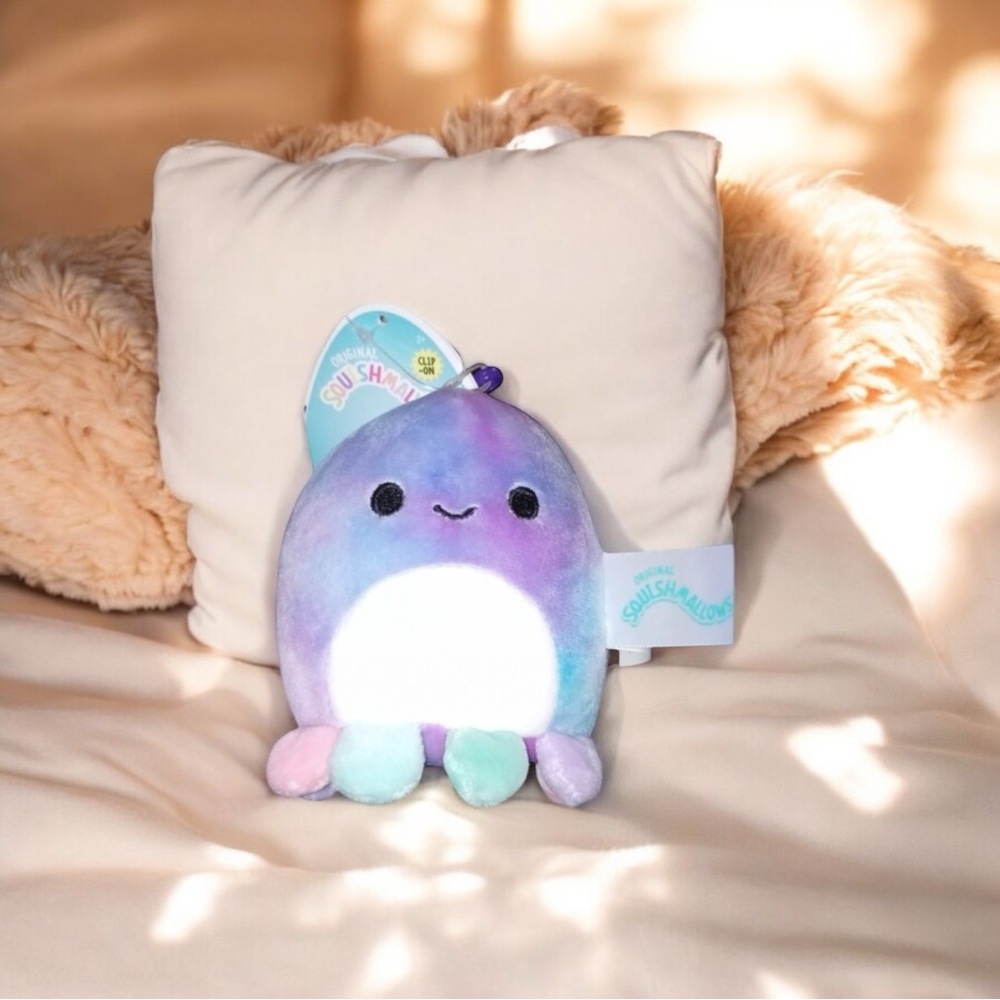 Mary the Purple Octopus Squishmallow Clips